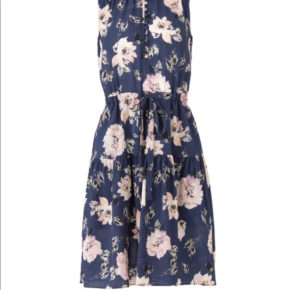 Sleeveless Magnolia Dress from RTR - Picture 9 of 9